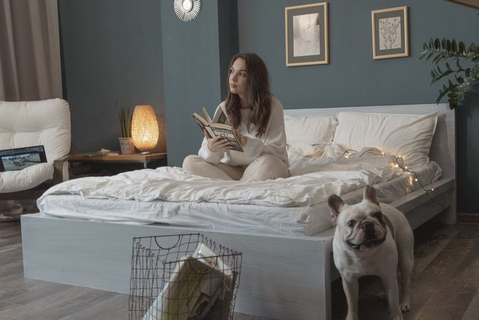 Why Some Rooms Feel Colder Even When the Thermostat Says Otherwise